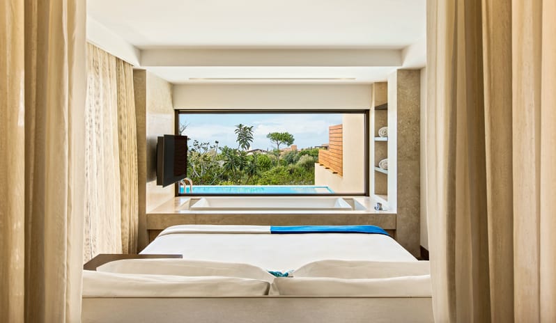 europe-holidays-greece-costa-navarino-the-romanos-a-luxury-collection-resort-costa-navarino-grand-infinity-suite-garden-view